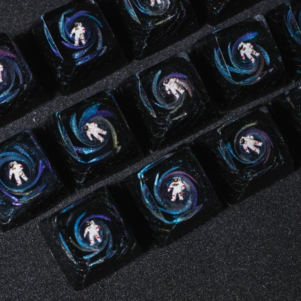 Gaming Accessories Korea - Ambachtelijke Keycap Astronaut Hars Key Caps