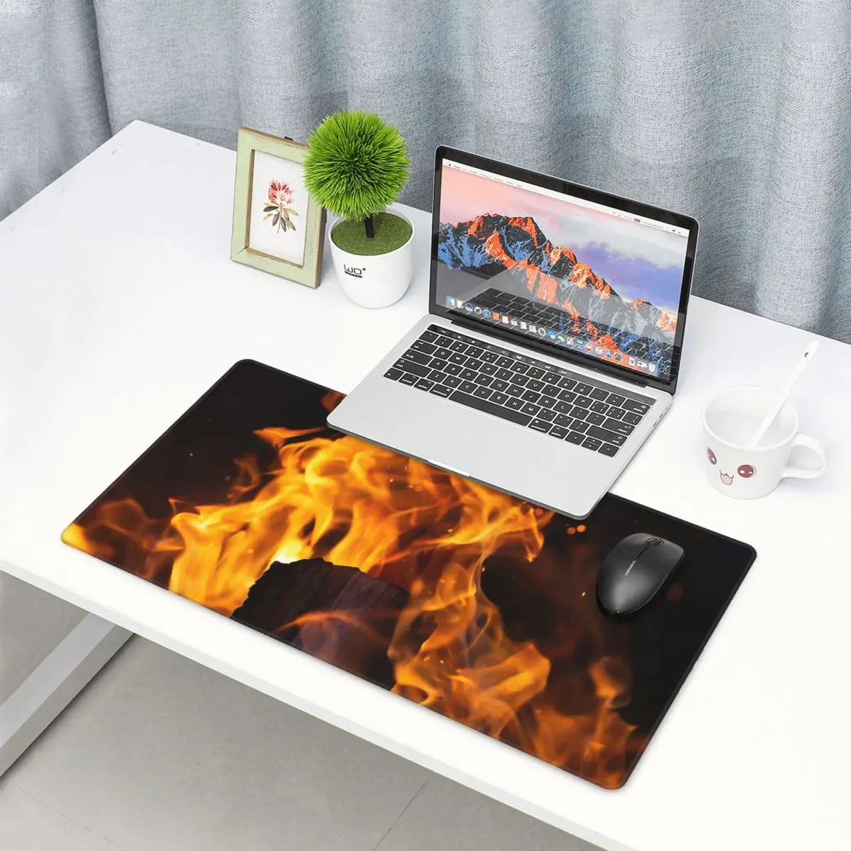 Grote muismat Brandend vuur me - Gaming Accessories For Free Fire recensie en prijs